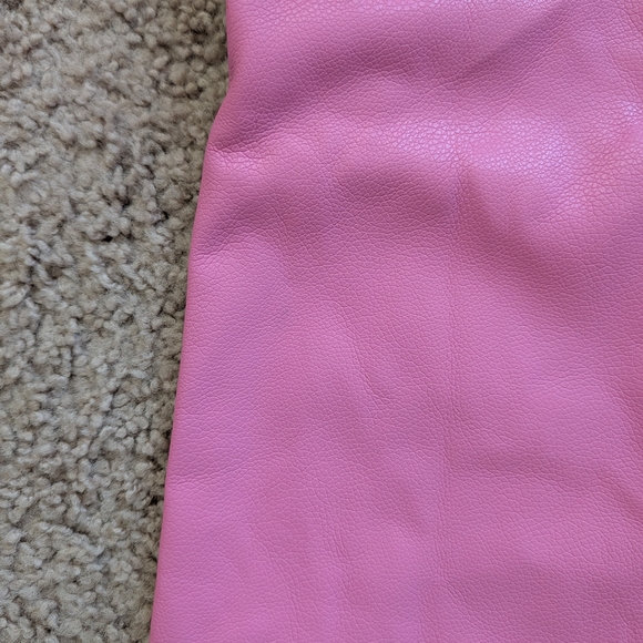 Valabasas Pink Stacked Banjo Rose Faux Leather Flare Jeans Size 32 - Picture 12 of 15